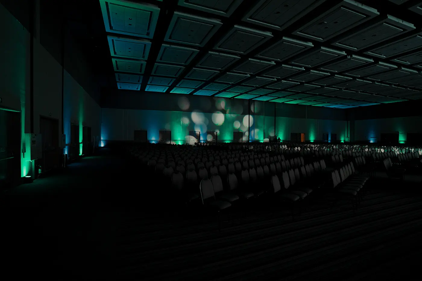 Miniatura: Imagem do evento Seicho-No-Ie - Iluminação ambiente